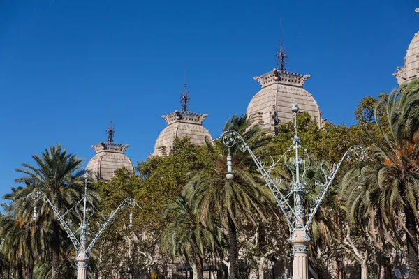 Buildings' facades of great architectural interest in the city o — Stock Photo, Image