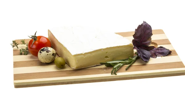 Cuña de queso Brie gourmet — Foto de Stock