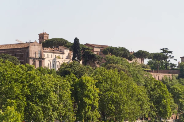 ローマ、イタリア。旧市街の典型的なアーキテクチャの詳細 — ストック写真