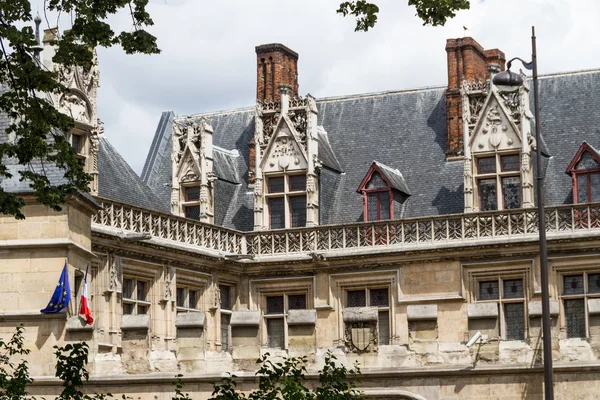 Edificio histórico en París Francia —  Fotos de Stock