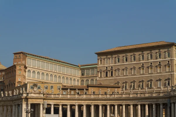 Edifícios no Vaticano, a Santa Sé dentro de Roma, Itália. Parte de S — Fotografia de Stock