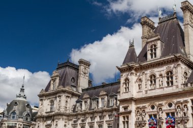 Tarihi bina Paris'te Fransa