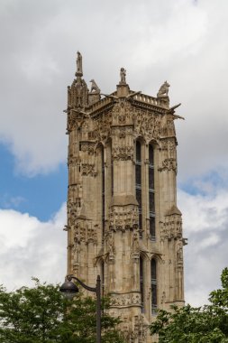 Tarihi bina Paris'te Fransa