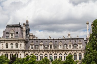 Tarihi bina Paris'te Fransa