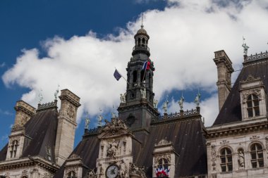 Tarihi bina Paris'te Fransa