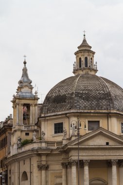 Roma 'daki Piazza del Popolo