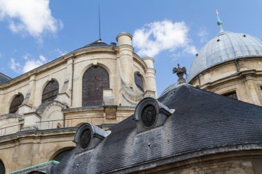 Tarihi bina Paris'te Fransa