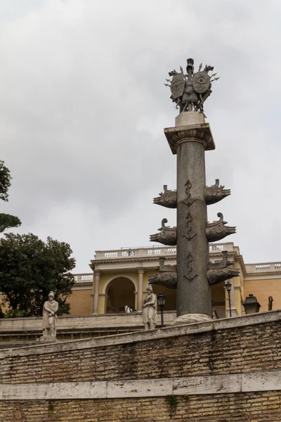 Piazza del Popolo v Římě — Stock fotografie