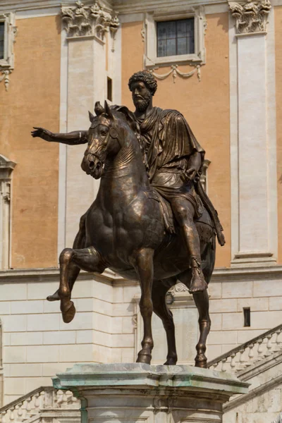 Praça Campidoglio (Piazza del Campidoglio) em Roma, Itália — Fotografia de Stock