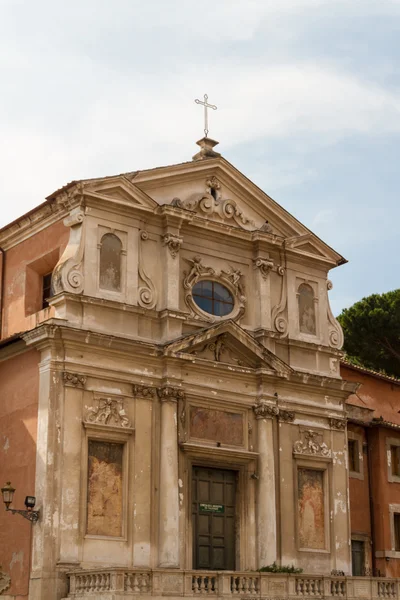 Grande igreja no centro de Roma, Itália . — Fotografia de Stock