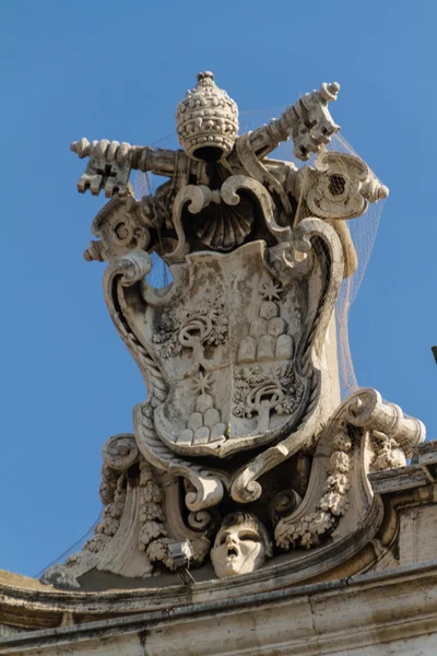 バチカン市国、聖座ローマ、イタリア内の建物。サン ・ ピエトロ大聖堂の一部 — ストック写真