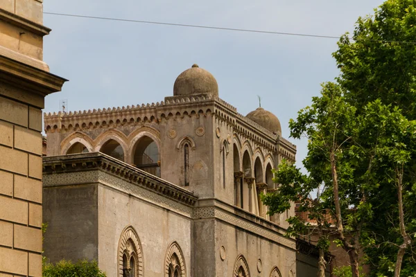 Rom, italien. typische architektonische Details der Altstadt — Stockfoto