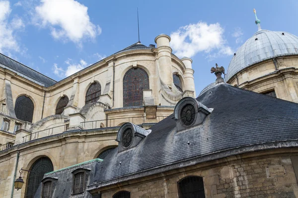 Tarihi bina Paris'te Fransa — Stok fotoğraf