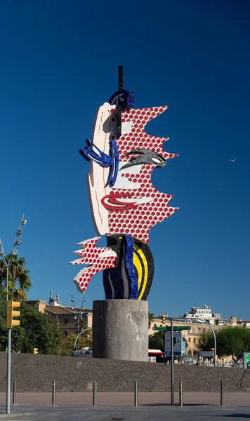 BARCELONA - OCTOBER,28: Barcelona head sculpture on October 28, 2012 in Barcelona. — Stock Photo, Image