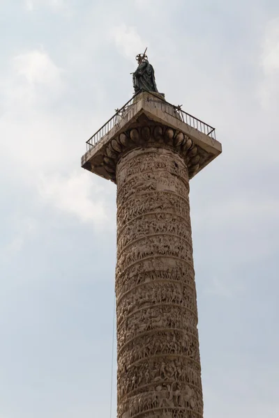 Rom, Italien. typiska arkitektoniska detaljer i den gamla staden — Stockfoto