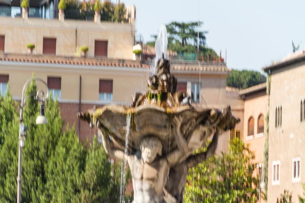 喷泉和灶神星庙，罗马，意大利 — 图库照片