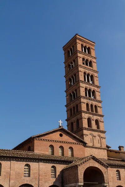 Çan kulesi basilica dei santi giovanni e paolo, Roma, İtalya — Stok fotoğraf