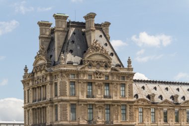 Tarihi bina Paris'te Fransa