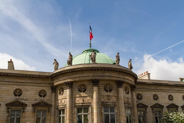 Historic building in Paris France — Stock Photo, Image