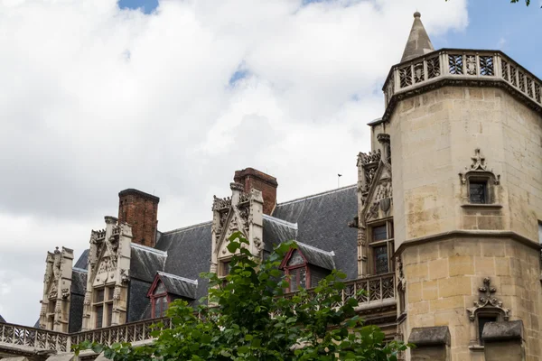Историческое здание Парижа — стоковое фото