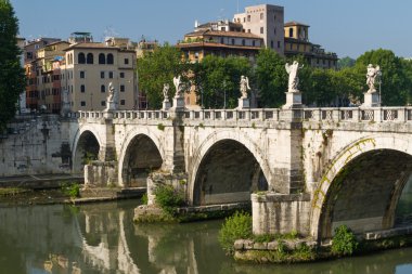 Roma köprüleri