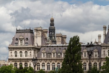 Tarihi bina Paris'te Fransa