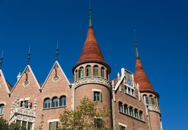 barcelona City bir kale gibi modernist ev