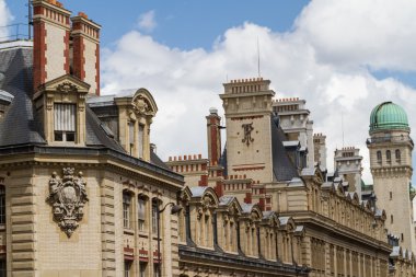 Tarihi bina Paris'te Fransa