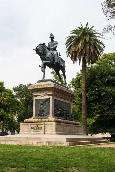 Статуя Carlo Alberto — стокове фото