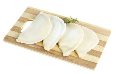ham mantı. beyaz izole