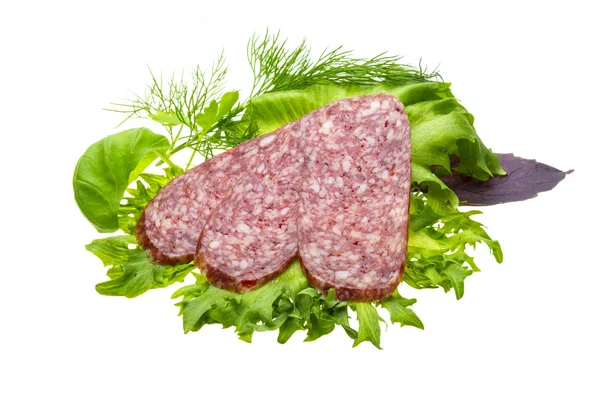 Salsicce con insalata e basilico — Foto Stock