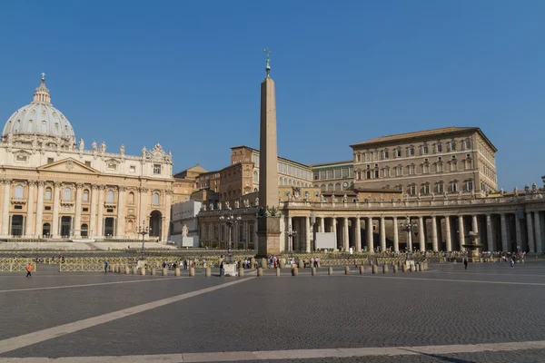 Saint peter's square, Rzym, Włochy — Zdjęcie stockowe