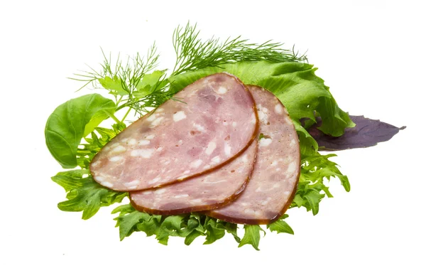 Salsicce con insalata e basilico — Foto Stock
