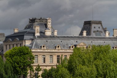 Tarihi bina Paris'te Fransa