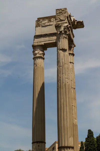 遺跡のテアトロ ・ ディ ・ マル、ローマ - イタリア — ストック写真