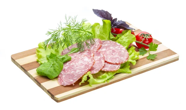 Enchidos com salada e manjericão — Fotografia de Stock