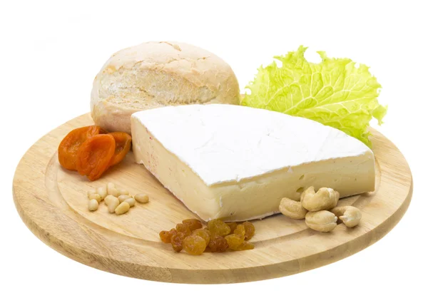 Trozo de queso Brie — Foto de Stock