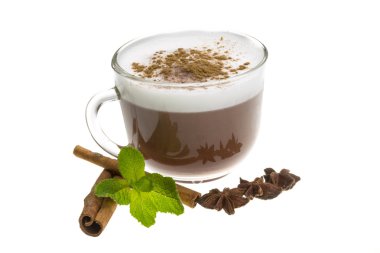kahve süt ve tarçın