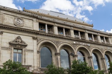 Tarihi bina Paris'te Fransa