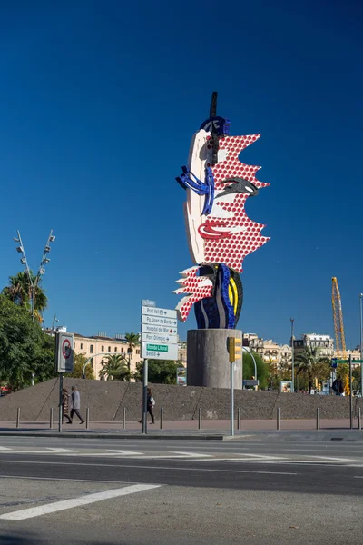 BARCELONA - OCTOBER,28: Barcelona head sculpture on October 28, — Stock Photo, Image