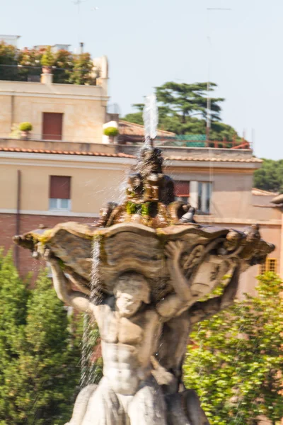 Fontein en tempel van vesta, rome, Italië — Stockfoto