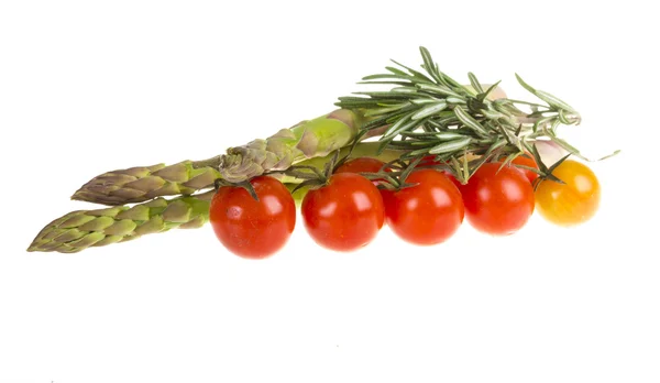 Spargel, Rosmarin und Tomaten — Stockfoto