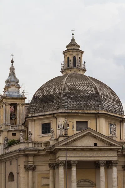 Piazza del Popolo en Roma — Foto de Stock