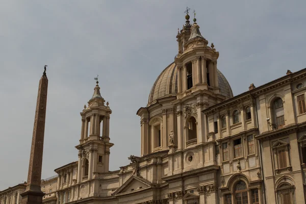 Saint agnese in agone in piazza navona, rome, Italië — Stockfoto