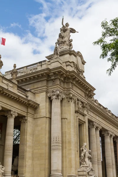 Historisch gebouw in Parijs Frankrijk — Stockfoto