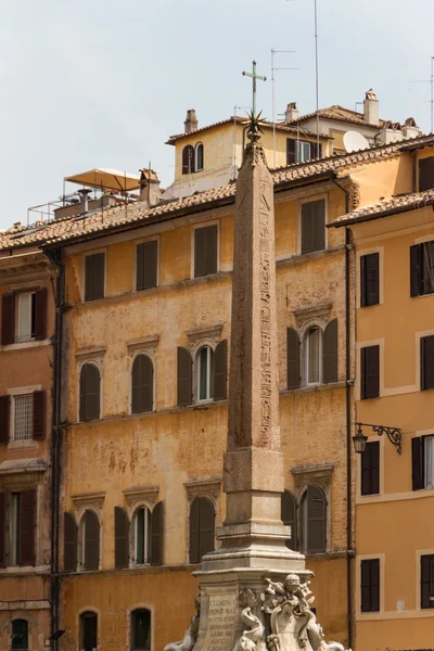 Rome, Italy. Typical architectural details of the old city — Stock Photo, Image