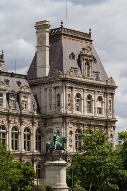 Tarihi bina Paris'te Fransa