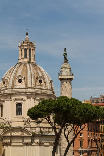 Santisimo Nome di Maria Iglesia de Roma. En Roma. Italia. — Foto de Stock