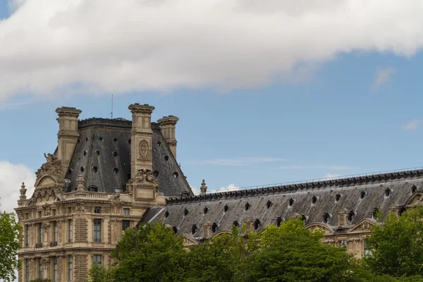 Tarihi bina Paris'te Fransa — Stok fotoğraf