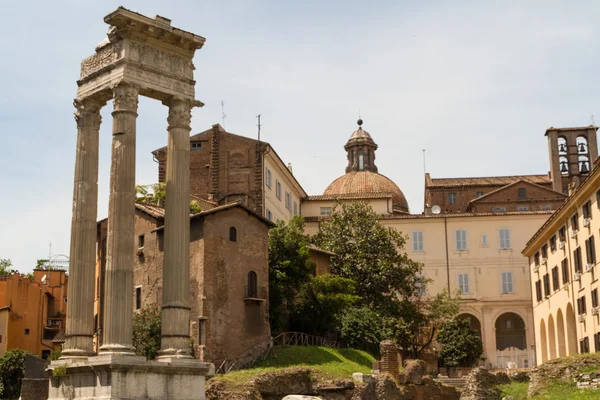 Harabeleri ile teatro di marcello, Roma - İtalya — Stok fotoğraf